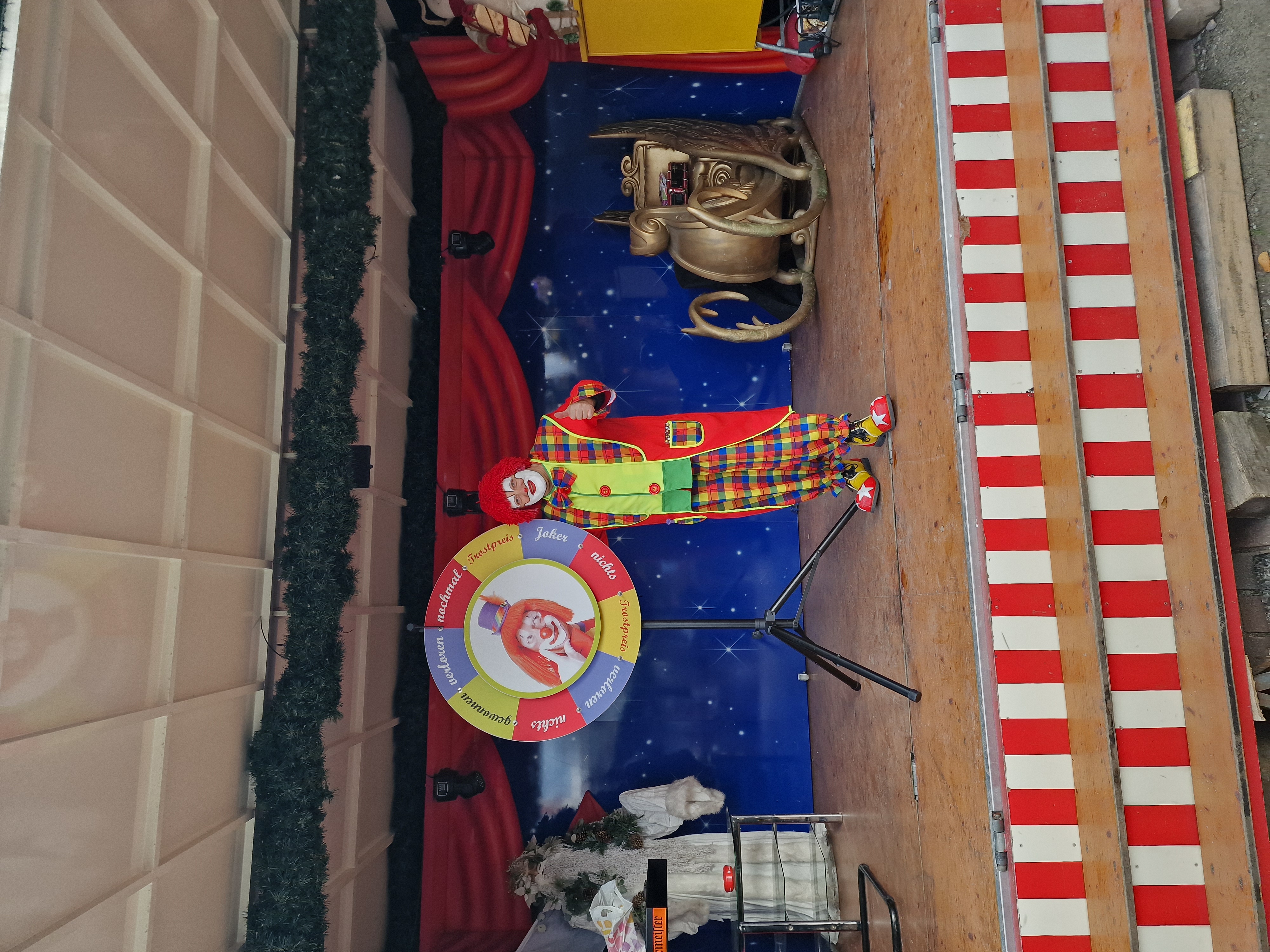 Familienfreundliche Unterhaltung auf dem Weihnachtsmarkt in Altenessen
